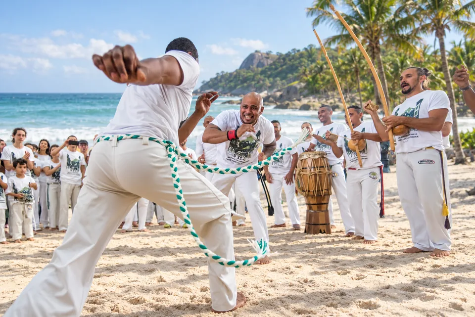 Apprentissage de la capoeira et échange dans la roda